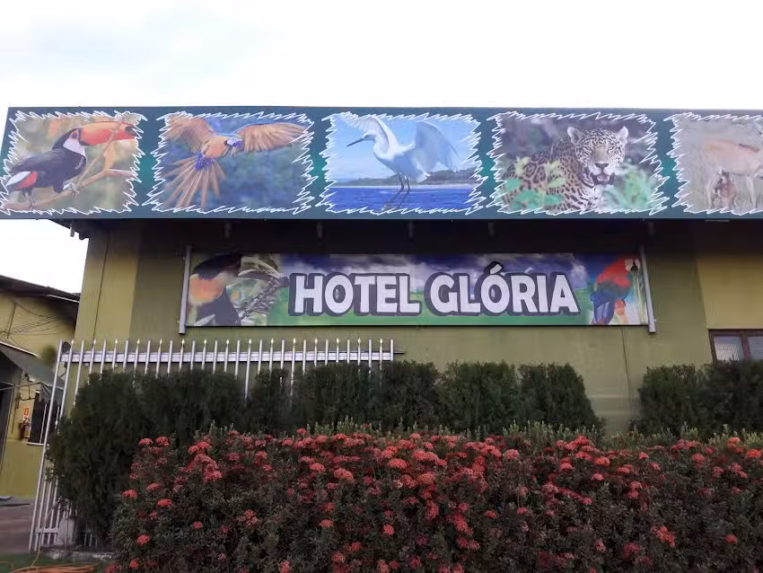 Hotel Gl&oacute;ria