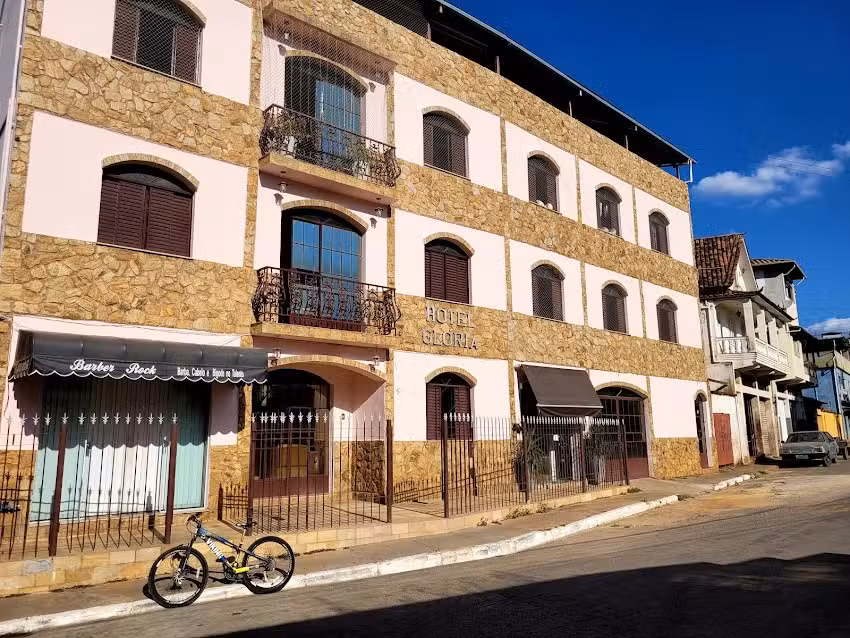Hotel Gl&oacute;ria