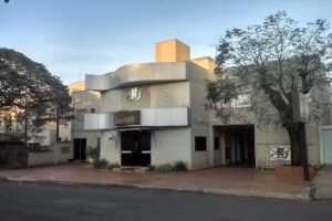 Hotel Grand&eacute;lli