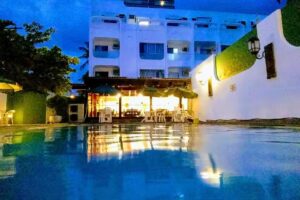 Hotel Guaruj&aacute; Tropical