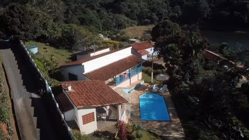 HOTEL &ndash; HOSPEDAGEM EM CACONDE