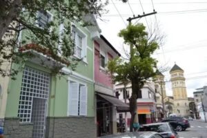 Hotel & Hostel Br&aacute;s