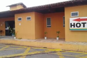 Hotel JK (Posto JK – BR 040 Cristalina Goiás)
