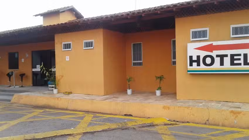 Hotel JK (Posto JK &ndash; BR 040 Cristalina Goi&aacute;s)
