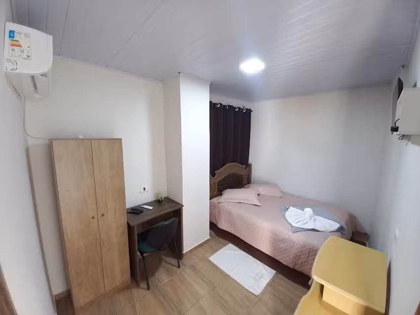 Hotel Kurten C&acirc;ndido de Abreu