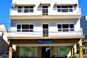 Hotel Larsen