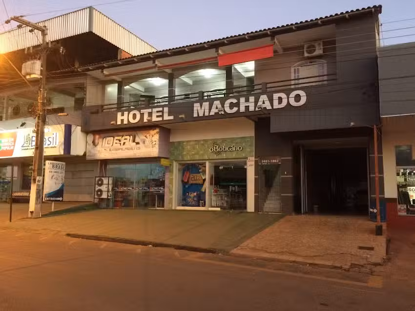 Hotel Machado