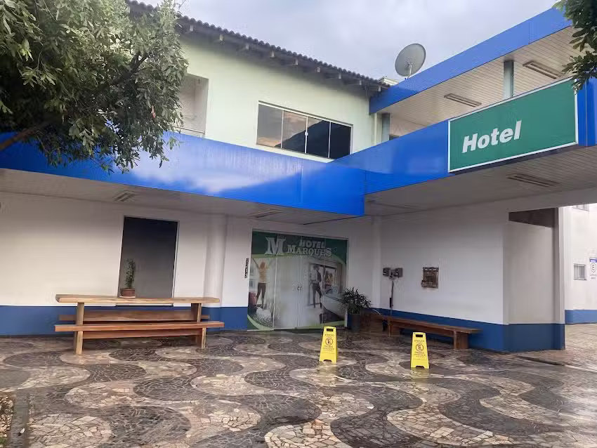 Hotel Marques