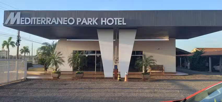 Hotel Mediterr&acirc;neo