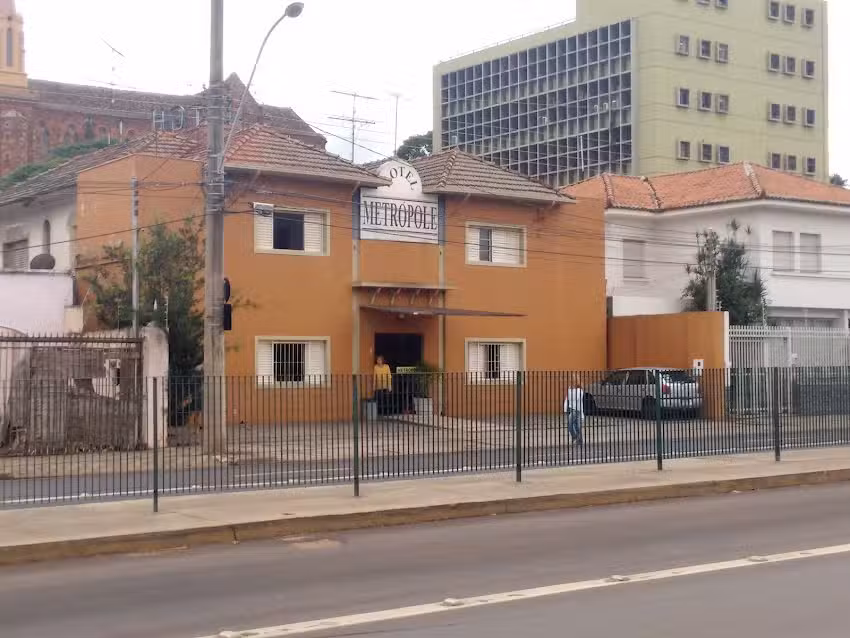 Hotel Metr&oacute;pole