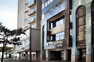 Hotel Miramar em Balne&aacute;rio Cambori&uacute;