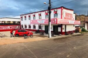 HOTEL MODELO