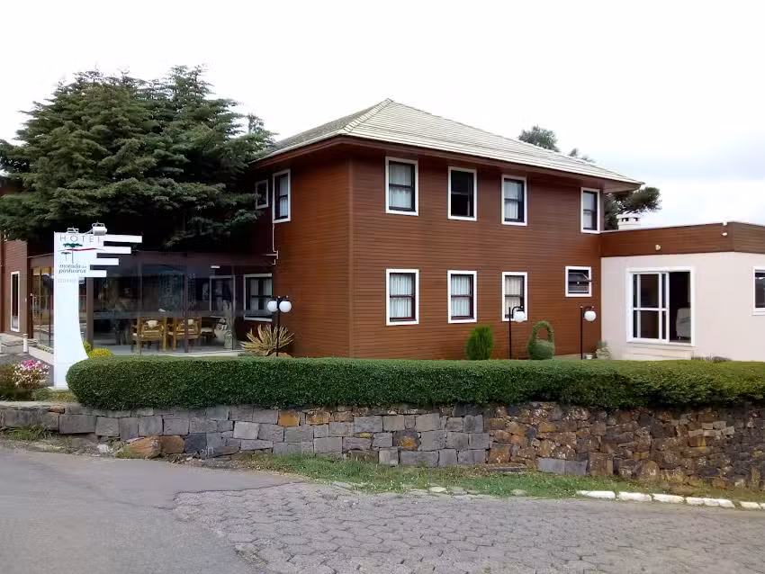 Hotel Morada Dos Pinheiros