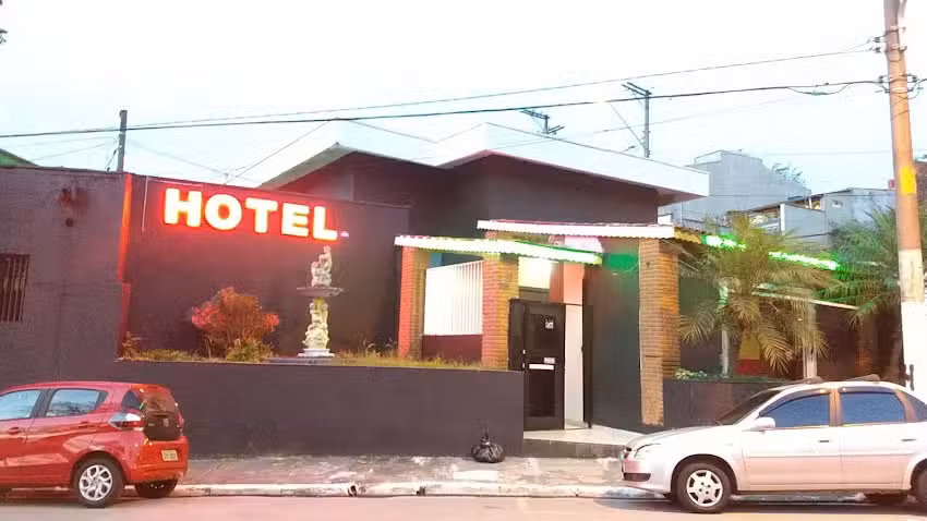 HOTEL morumbizinho vila Jacu&iacute;