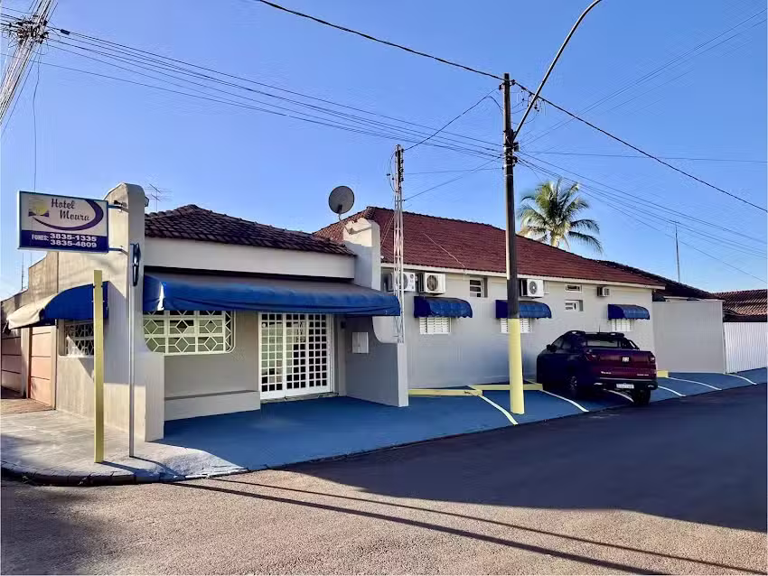 Hotel Moura Miguel&oacute;polis