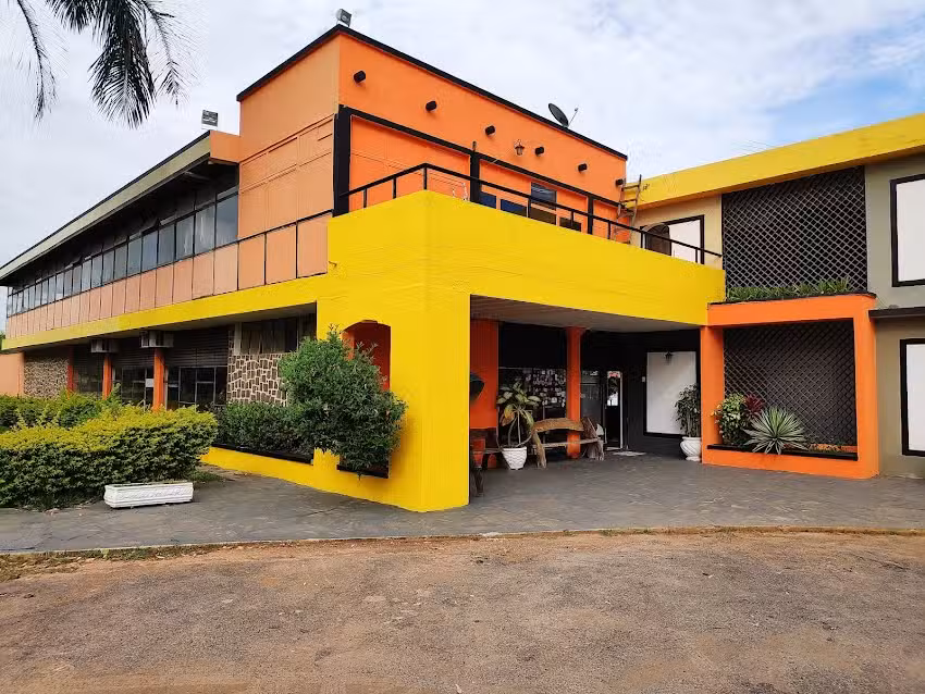 Hotel N&aacute;utico