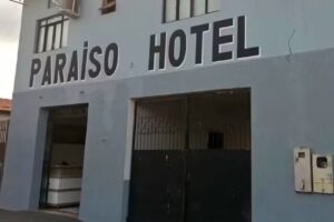 Hotel para&iacute;so