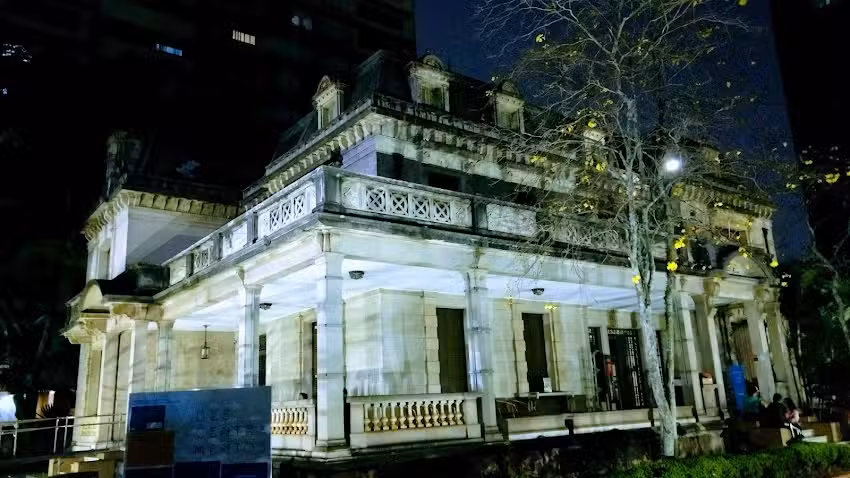 Hotel Para&iacute;so