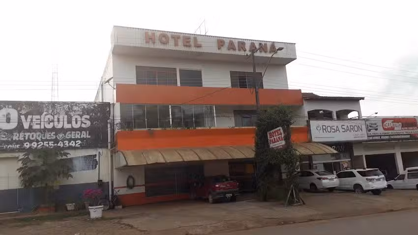 Hotel Paran&aacute;