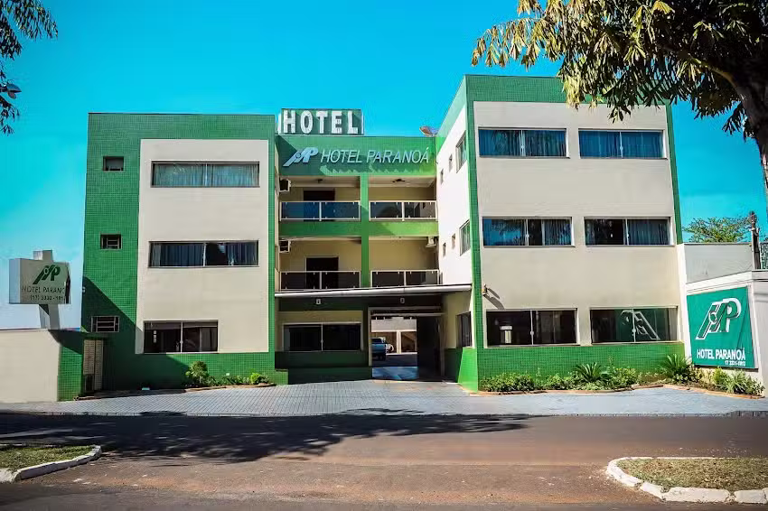 Hotel Parano&aacute;
