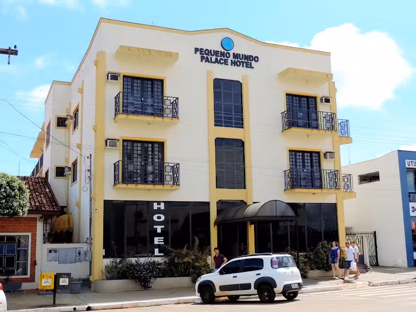 Hotel Pequeno Mundo I