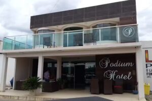 Hotel Podium