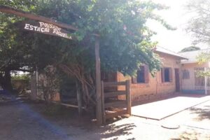 Hotel Pousada Esta&ccedil;&atilde;o Figueira