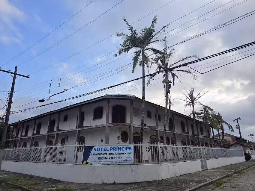 Hotel Pr&iacute;ncipe Peru&iacute;be