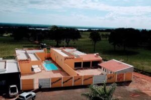 Hotel Rancho e Pousada Jurer&ecirc; em Rosana SP