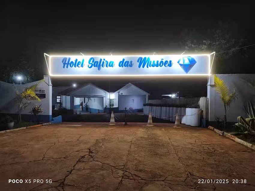 Hotel Safira das Missoes