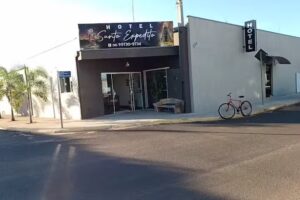 HOTEL Santo Expedito La&eacute;rcio