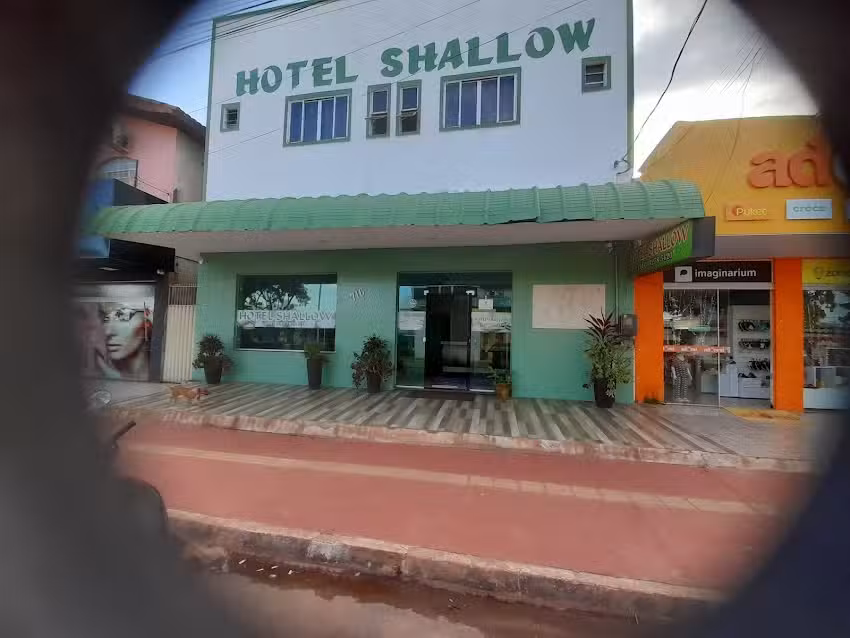 Hotel shallow