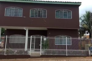 Hotel Silva (Tesouro &ndash; MT)