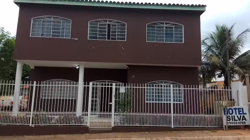 Hotel Silva (Tesouro &ndash; MT)