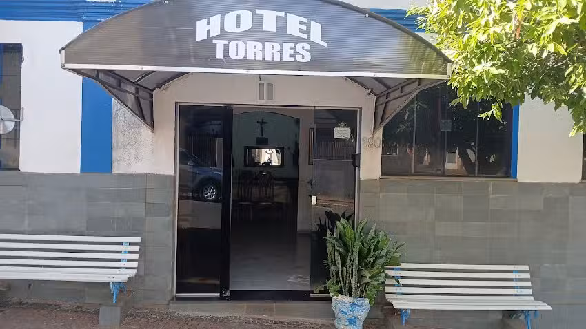 Hotel Torres . Reservas somente por whatsapp