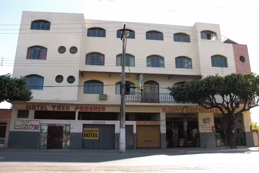 Hotel Tr&ecirc;s Poderes