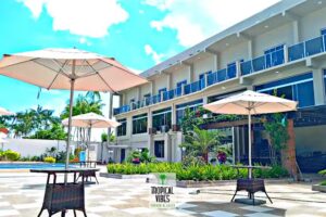 Hotel Tropical Vibes