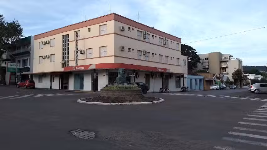 Hotel Turatti Tur Ltda