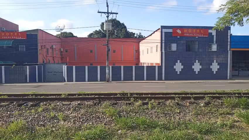 HOTEL UBERL&Acirc;NDIA