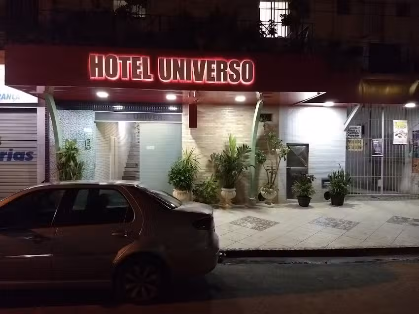 Hotel Universo