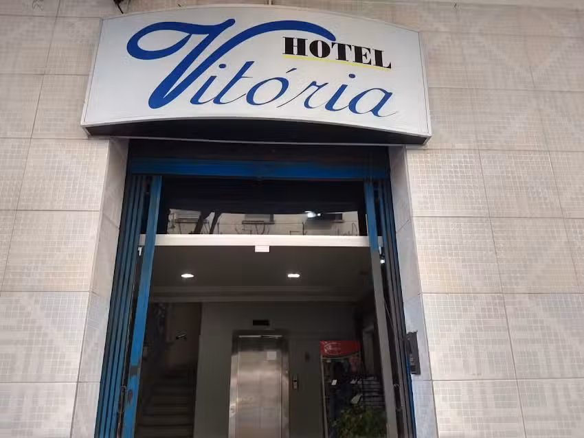 Hotel Vit&oacute;ria