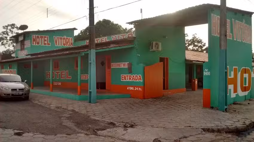 Hotel Vit&oacute;ria