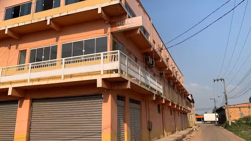 HOTEL VIT&Oacute;RIA IMPORTADOS