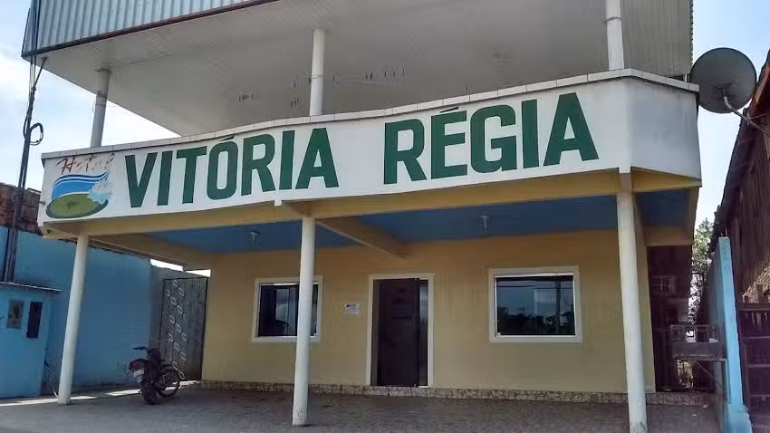 Hotel Vit&oacute;ria R&eacute;gia