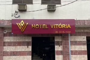HOTEL VITORIA VARGINHA