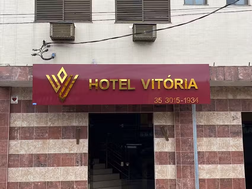 HOTEL VITORIA VARGINHA