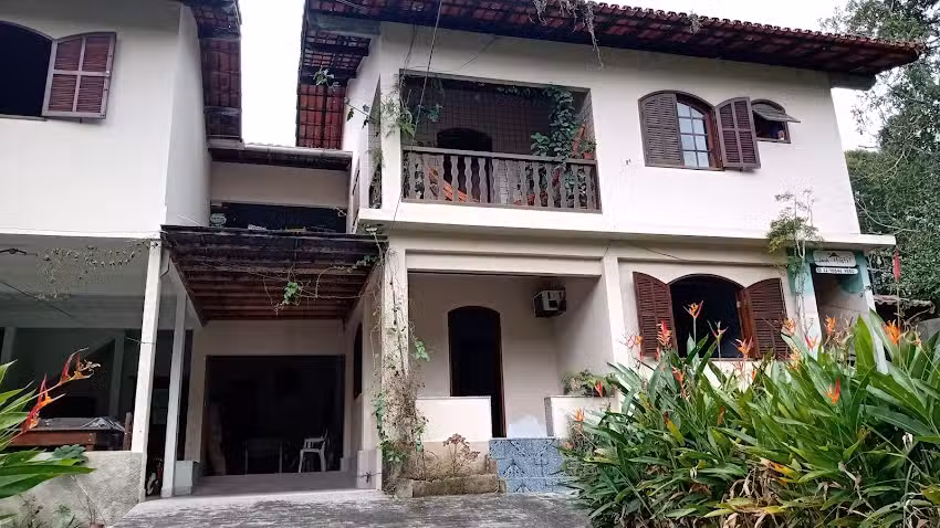 Iai&aacute; Hostel
