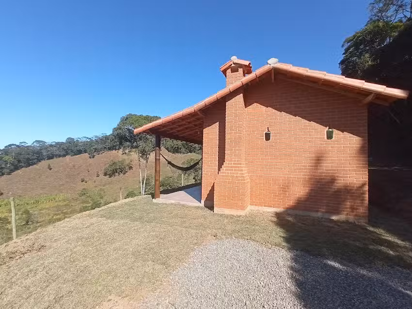 Ibitia&ccedil;u Chal&eacute;s e Ecoturismo
