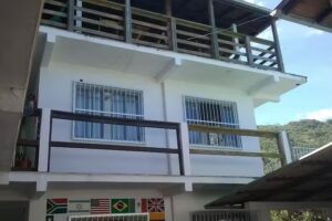Iguana Beach Hostel