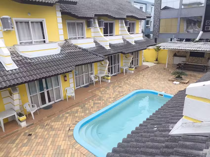Ingleses Village hotel e pousada